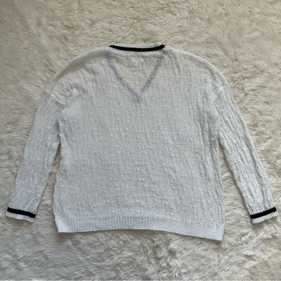 Superdown x Revolve Sweater Long Sleeve V Neck Knit White Black M - Picture 4 of 12